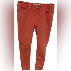 Aventura Coral Color Jeans Size 8